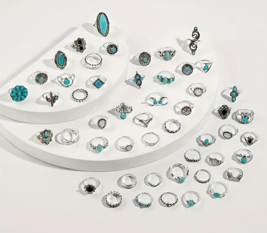 Ensemble Alina avec 30 bagues vintage