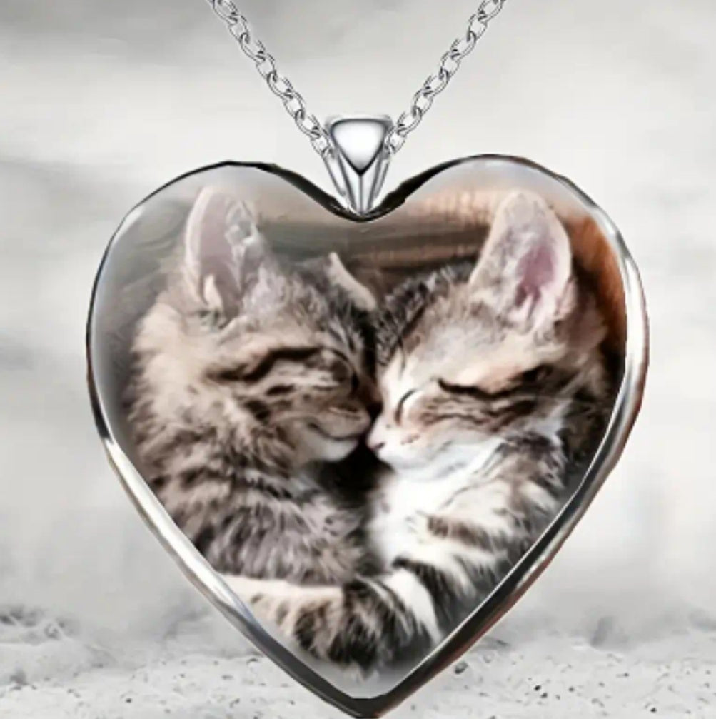 Collier chat coeur