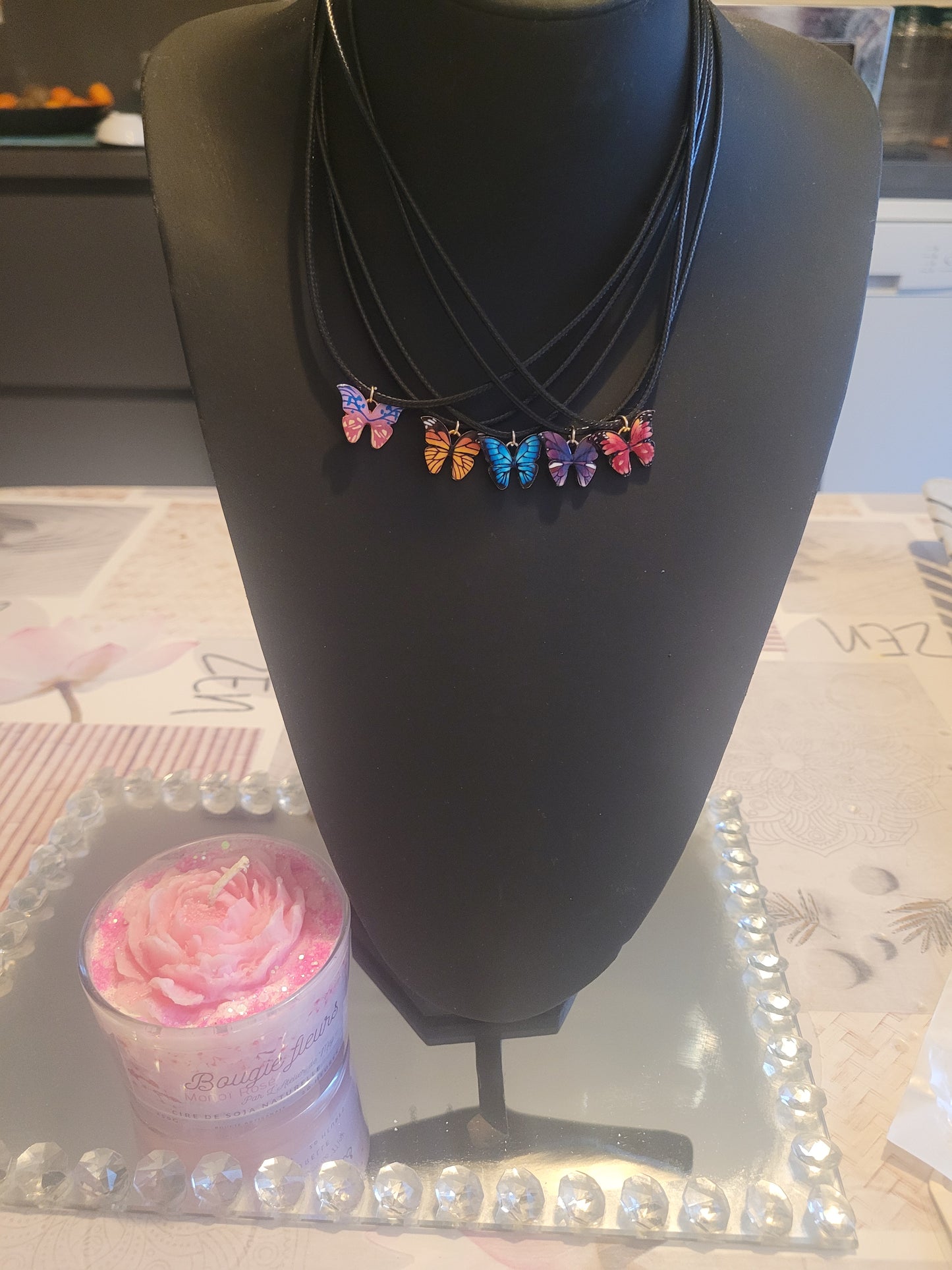 lot de 5 colliers papillon