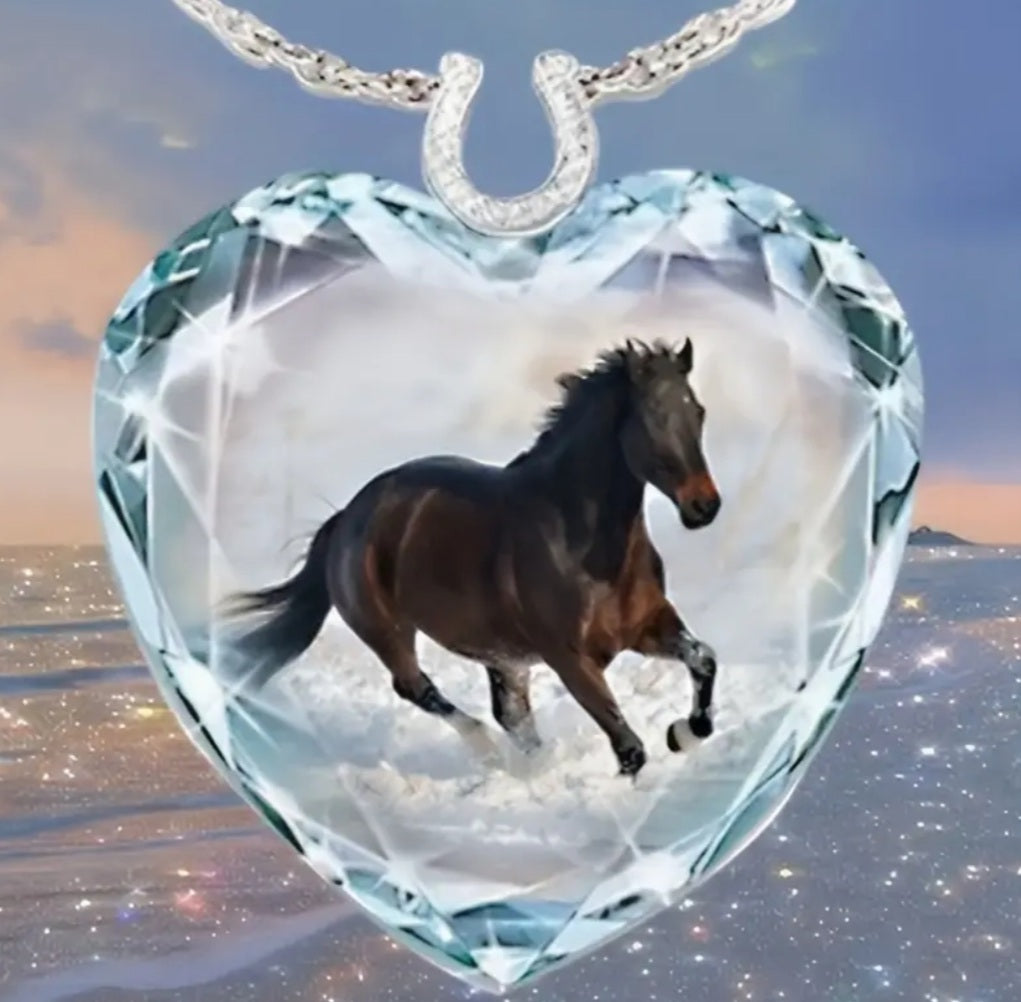 Collier coeur cheval bleu