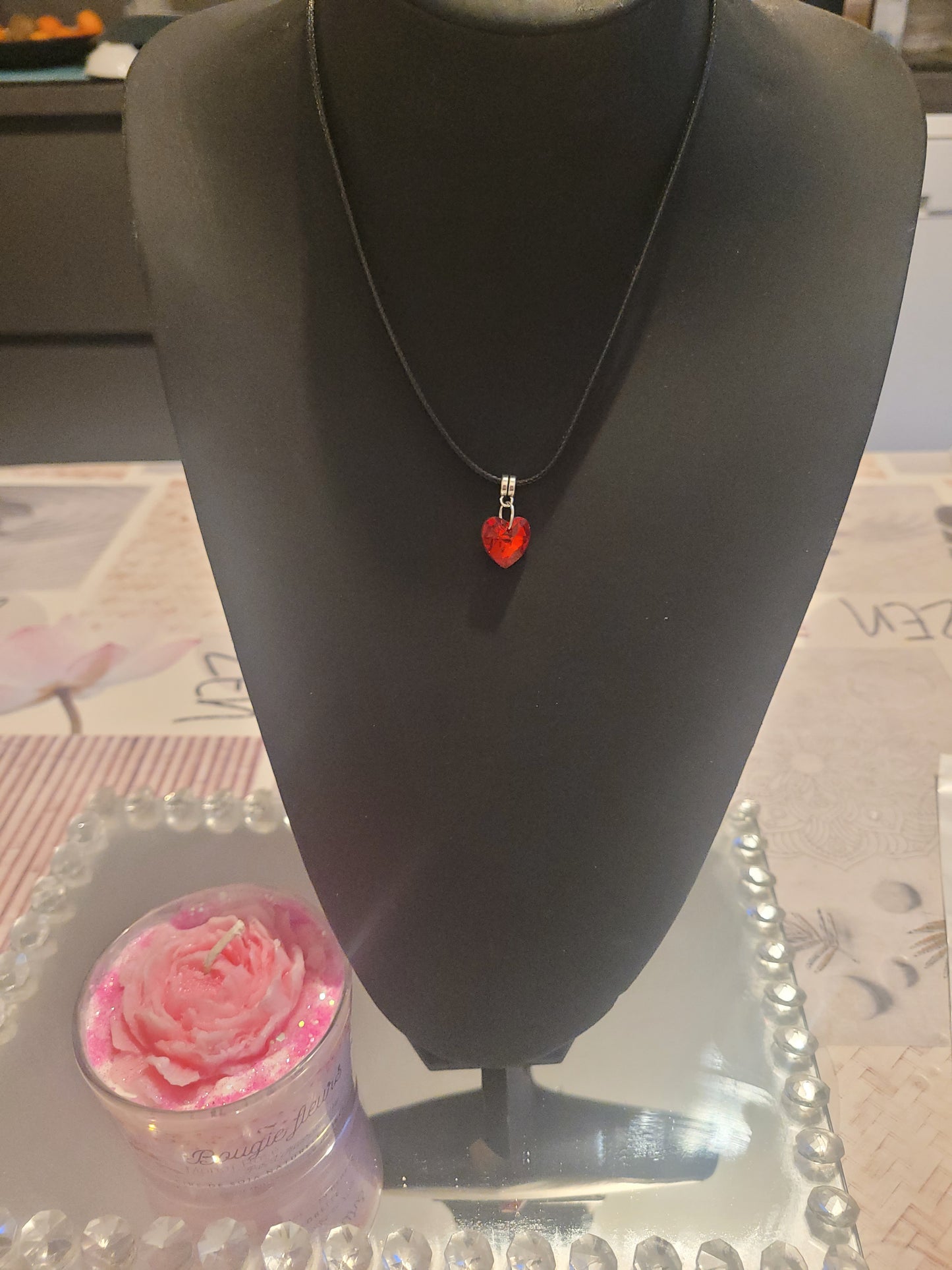 Collier coeur strass rouge
