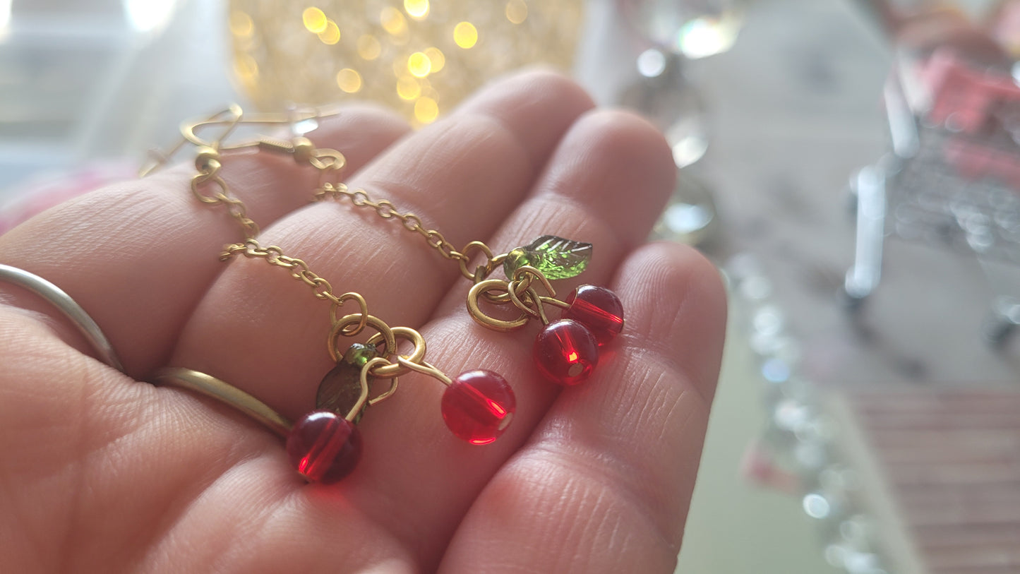 boucles pendante cerise