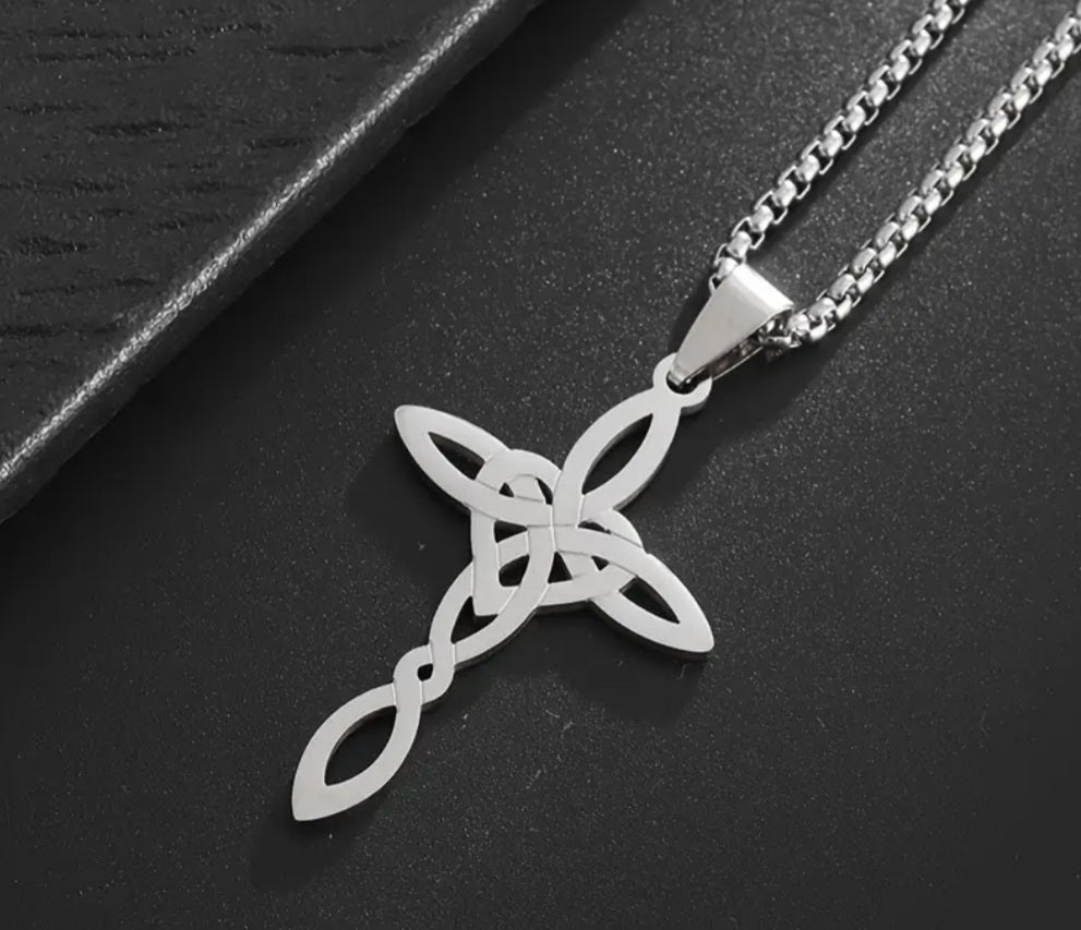 Collier croix argenté