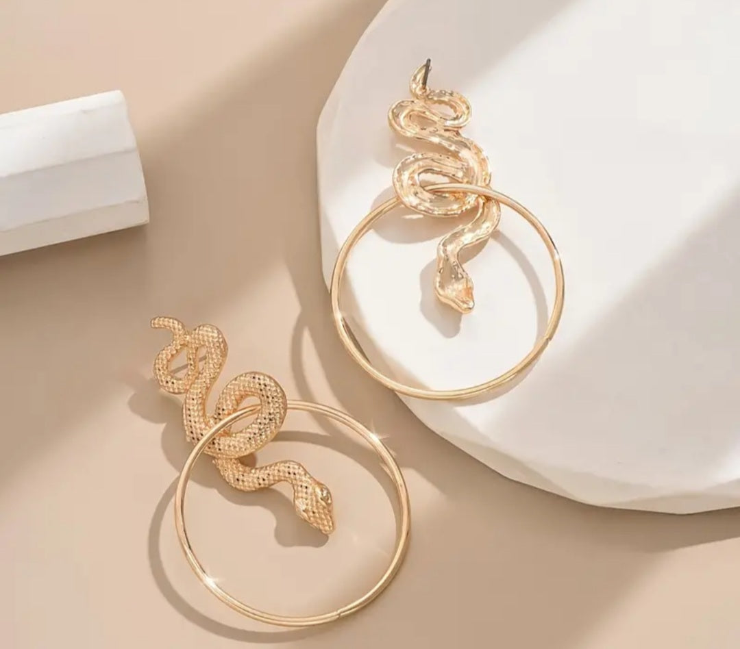 Boucle Lilly serpent anneau doré