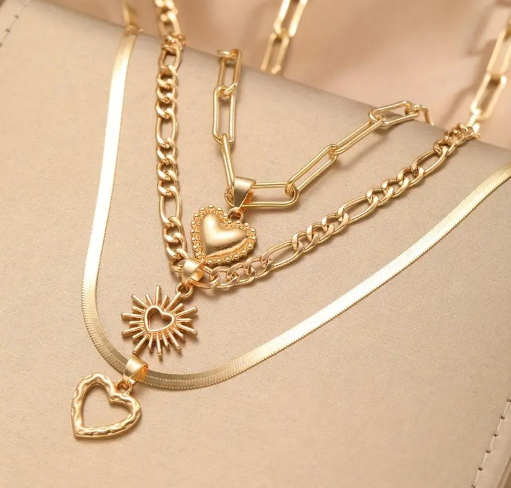 Collier Alexia doré triple coeur