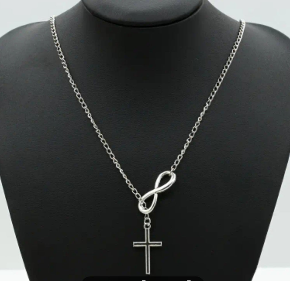 Collier Marine argenté infini croix