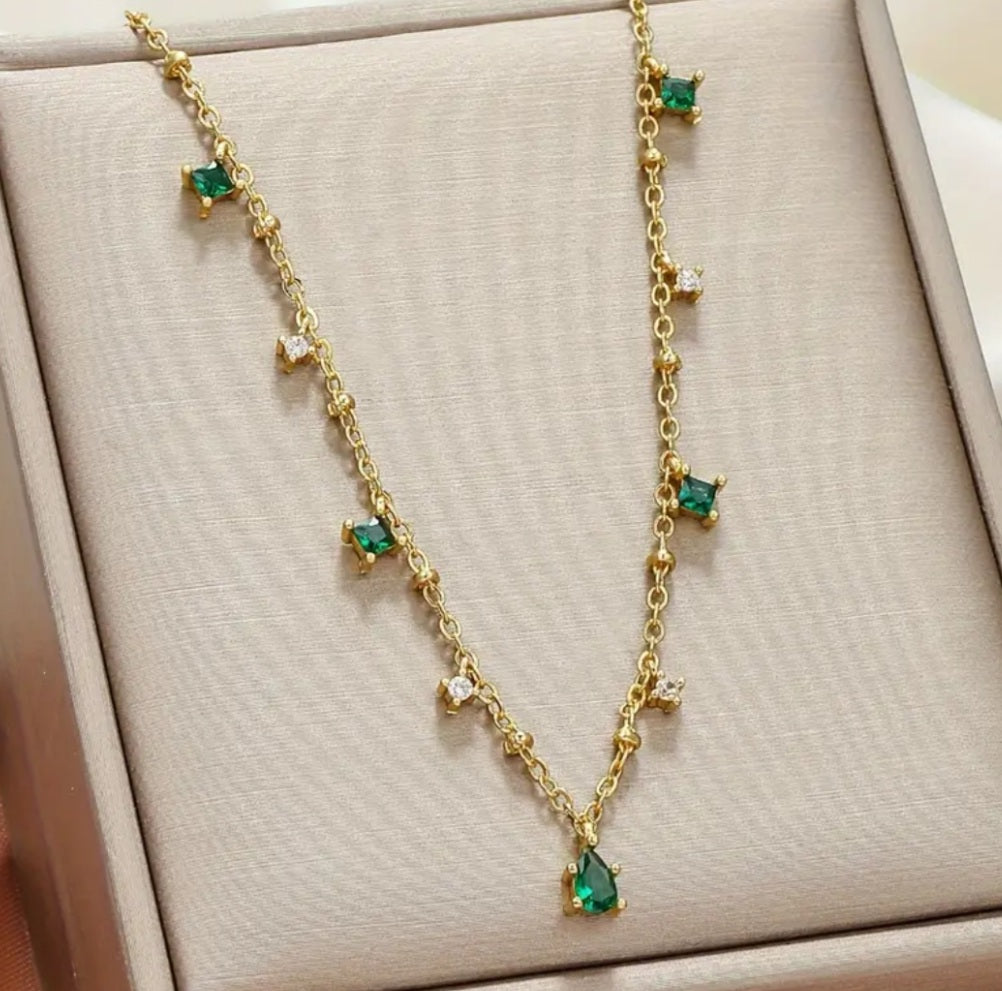 Collier Carla doré strass vert/blanc