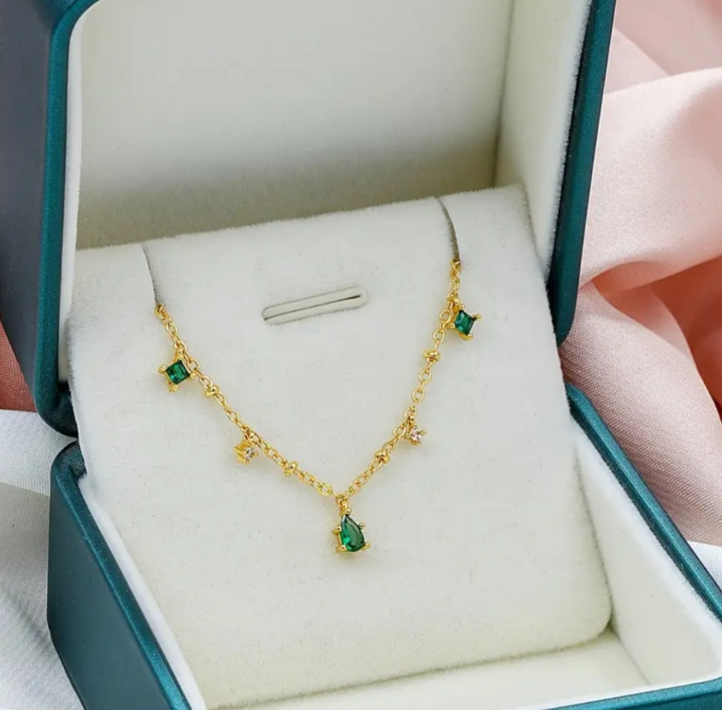 Collier Carla doré strass vert/blanc
