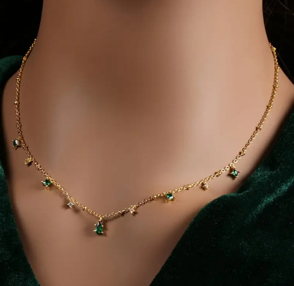 Collier Carla doré strass vert/blanc