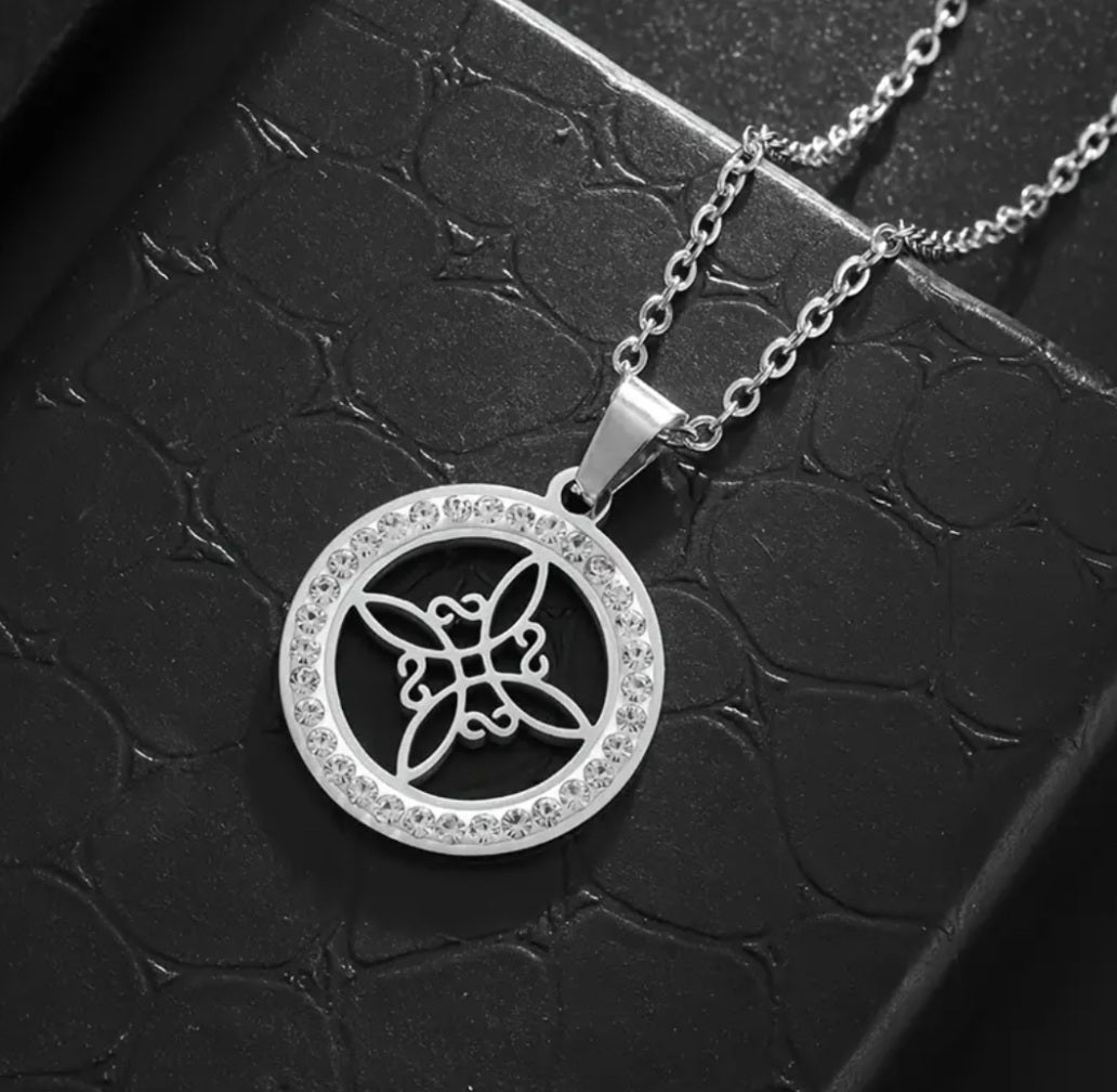 Collier Joyce élégant