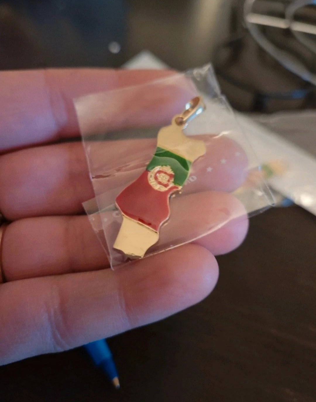 Pendentif Portugal doré