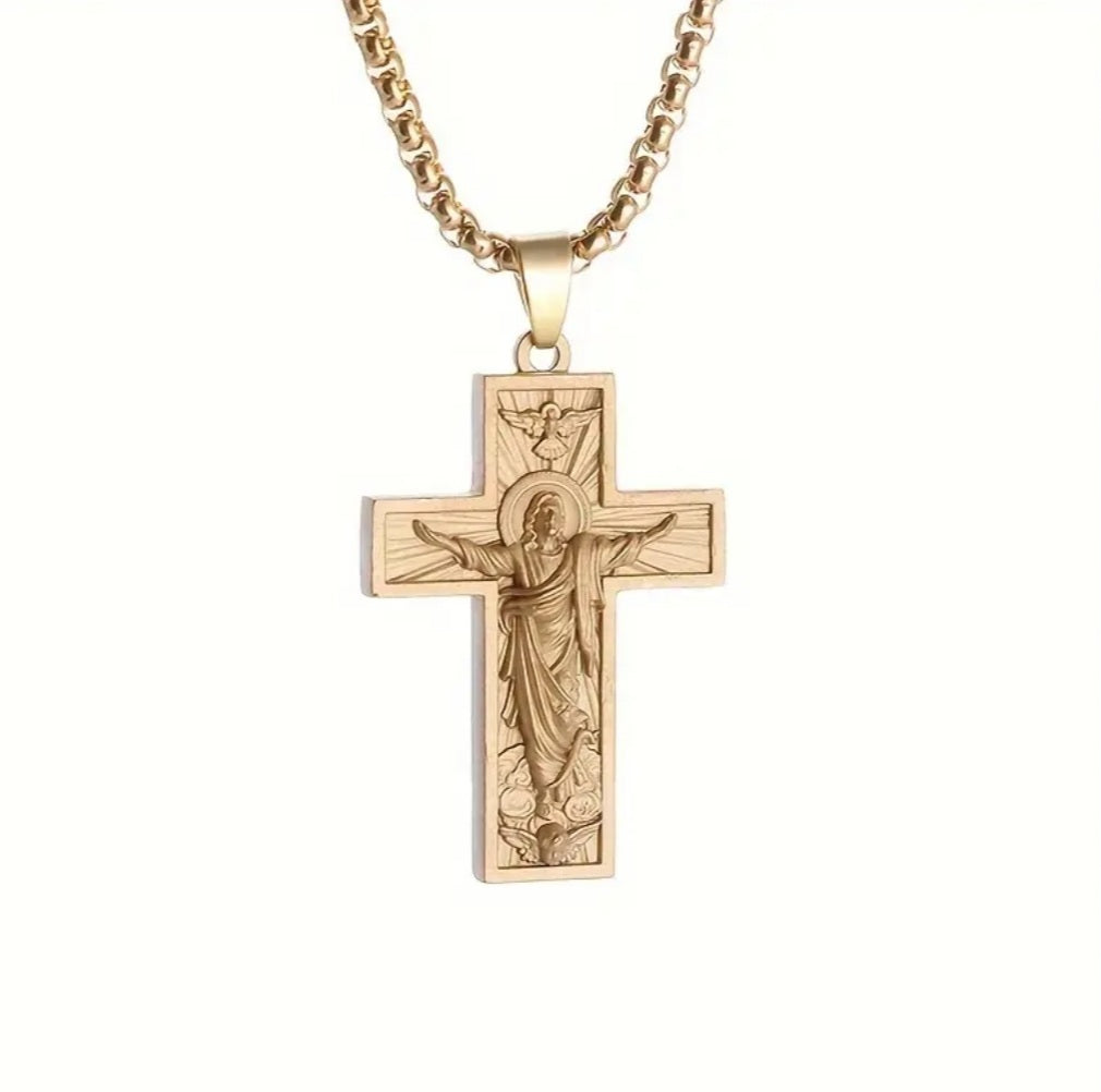 croix en relief doré Collier