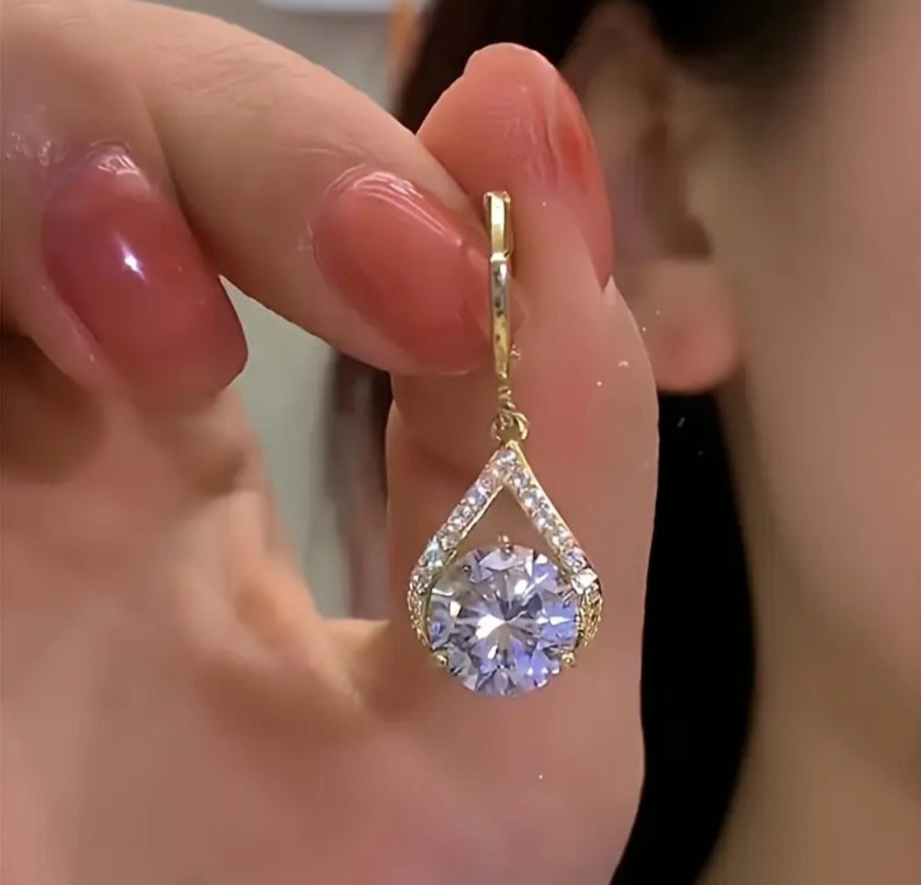 boucles Monica tendance goutte d'eau