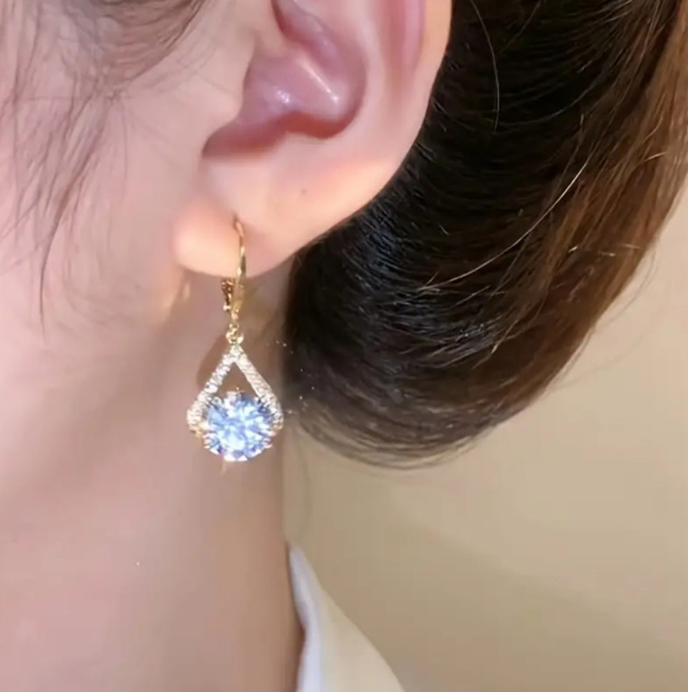 boucles Monica tendance goutte d'eau