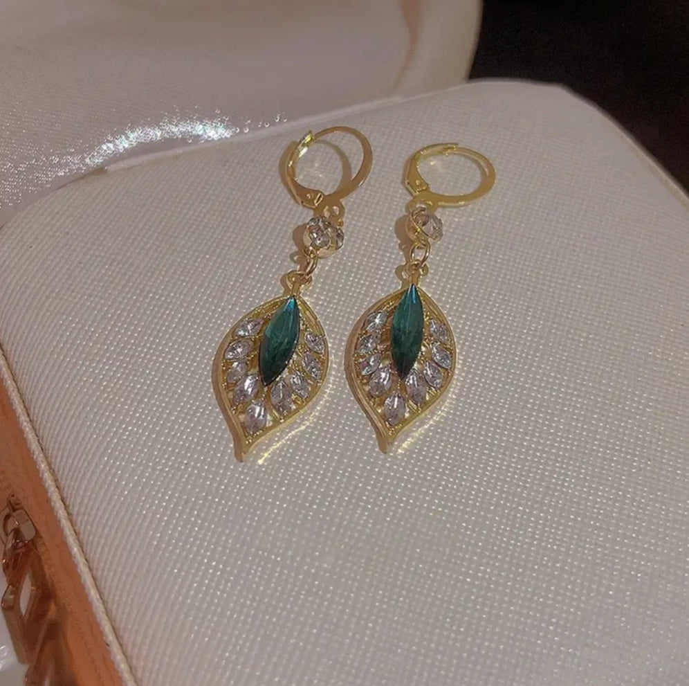 boucles Gwen plume verte strass/doré