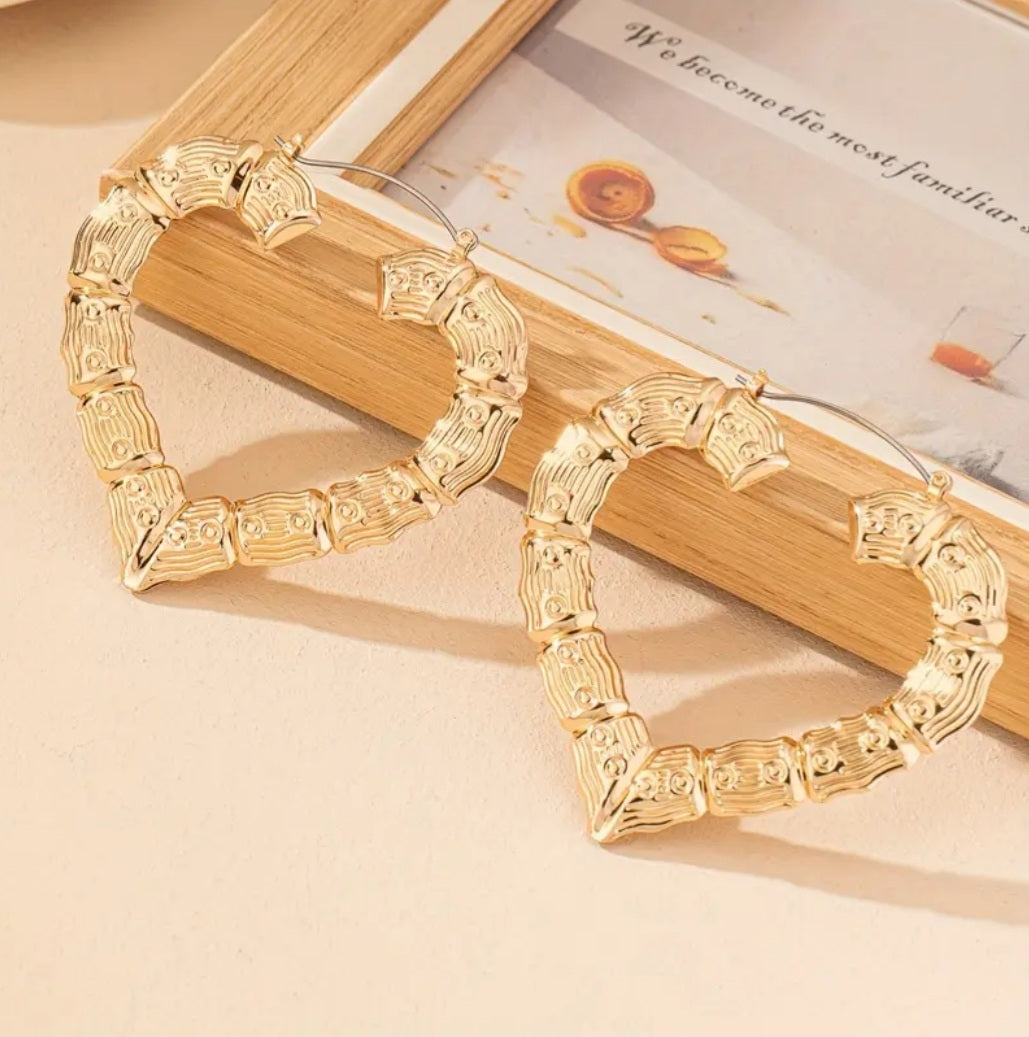 boucles Natasha créoles en cœur doré