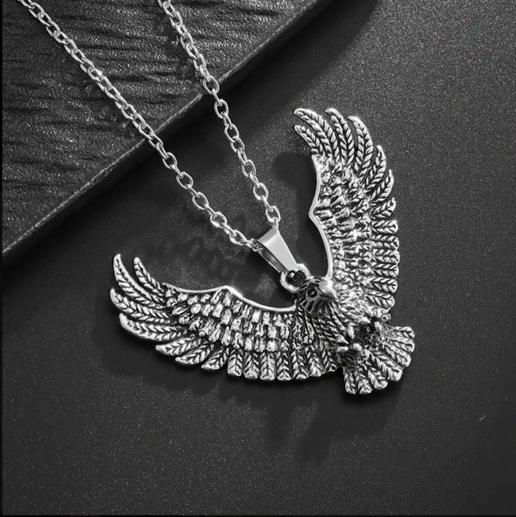 Collier Aigle argenté
