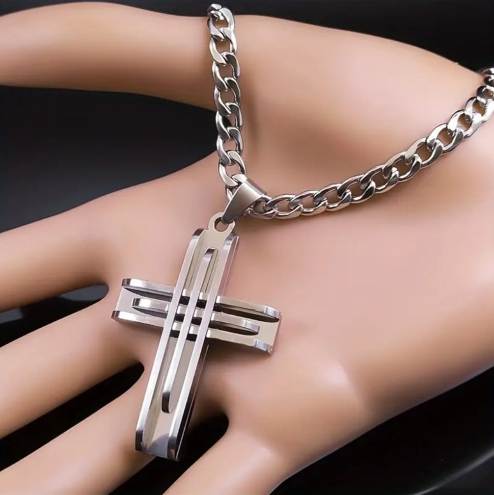 Collier croix argenté