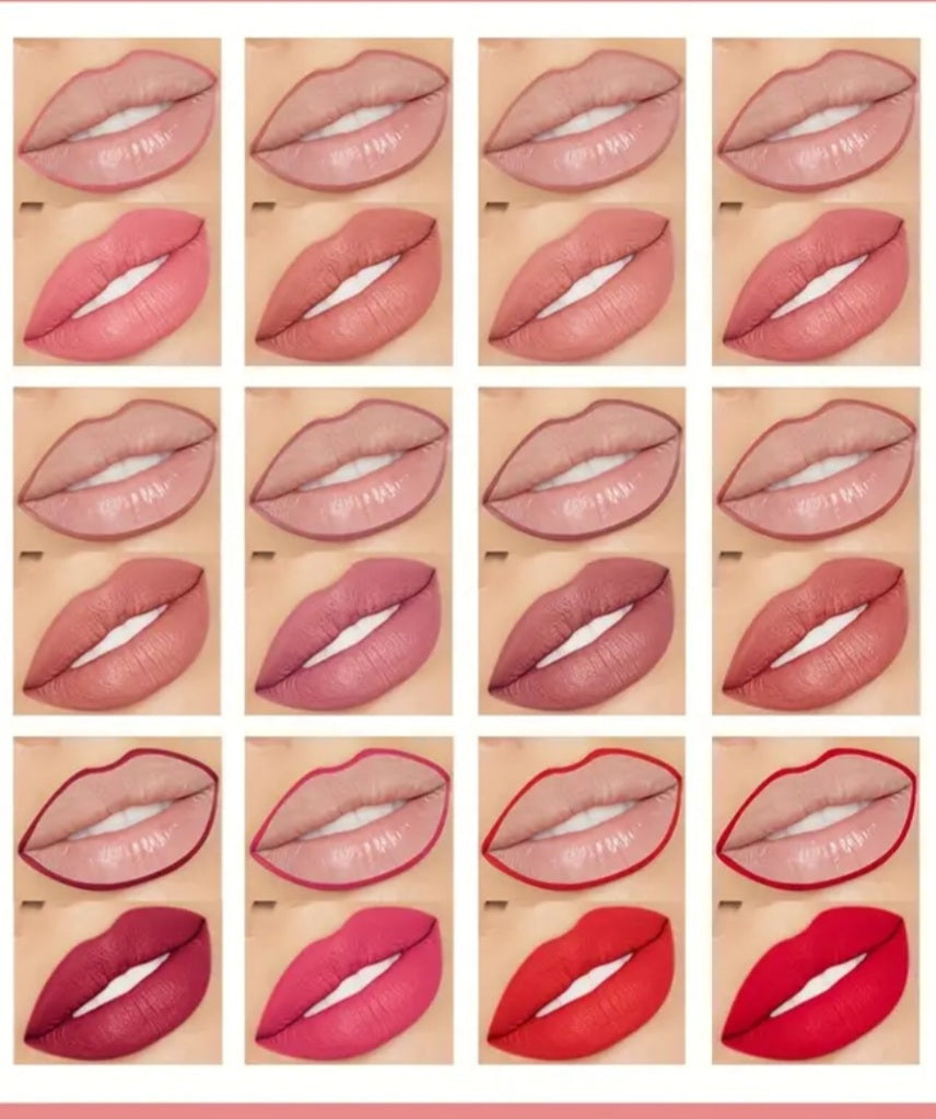 12 crayons à lèvres