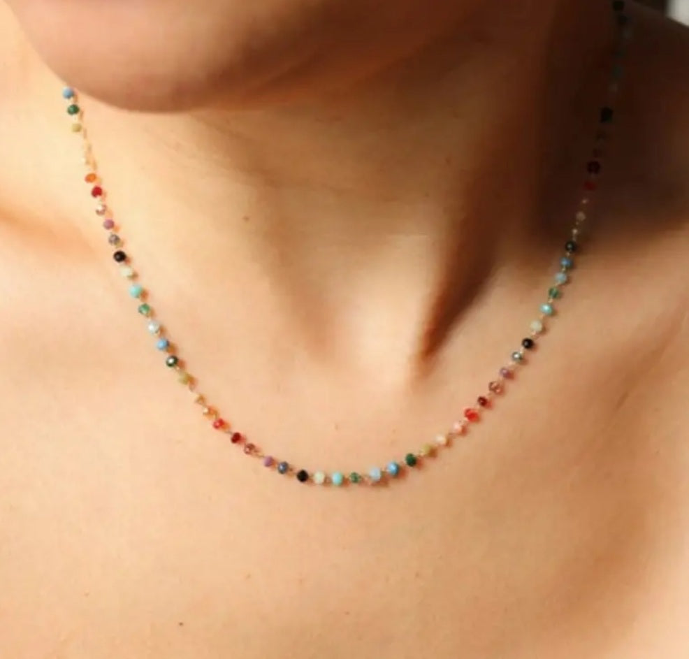 Collier Noemie avec des perles de couleurs