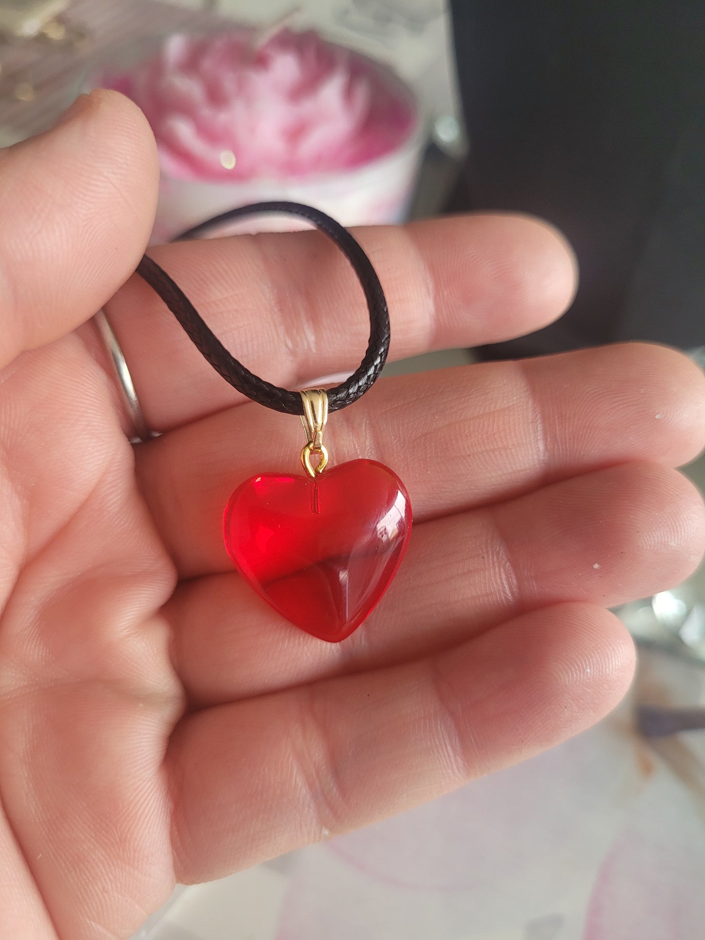 Collier coeur en verre rouge