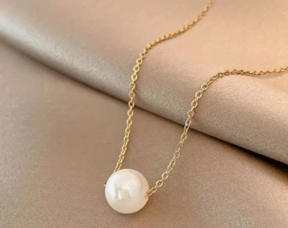 Collier Céline doré perle