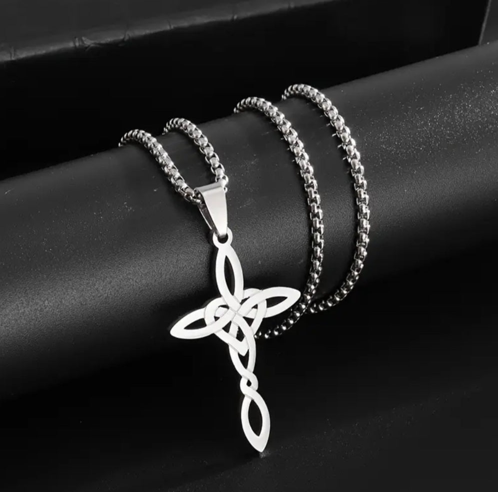 Collier croix argenté