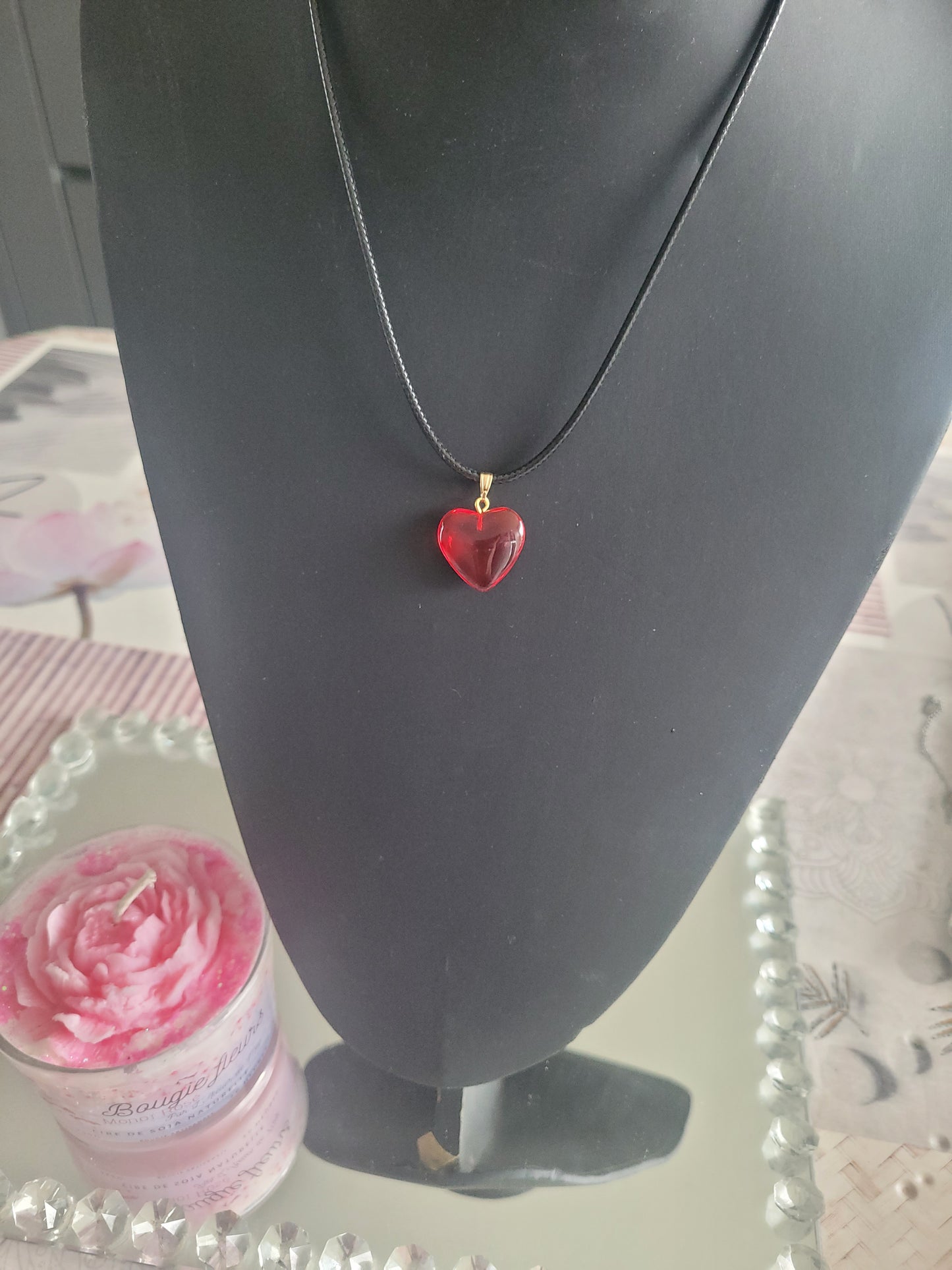 Collier coeur en verre rouge