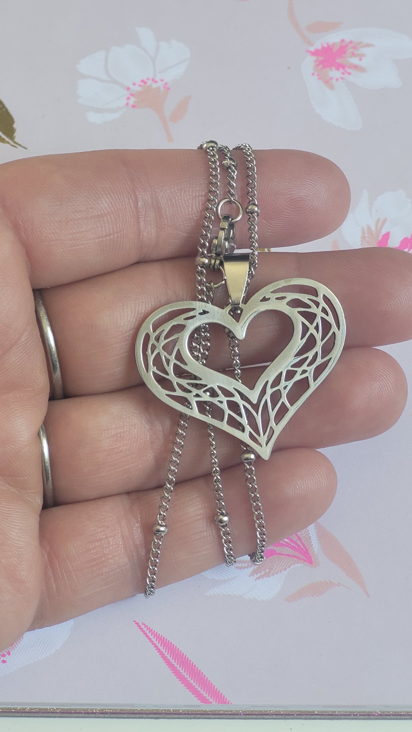 Collier pendentif cœur argenté