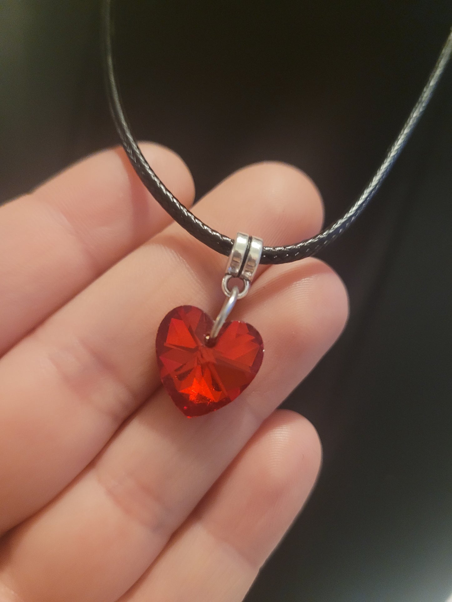 Collier coeur strass rouge