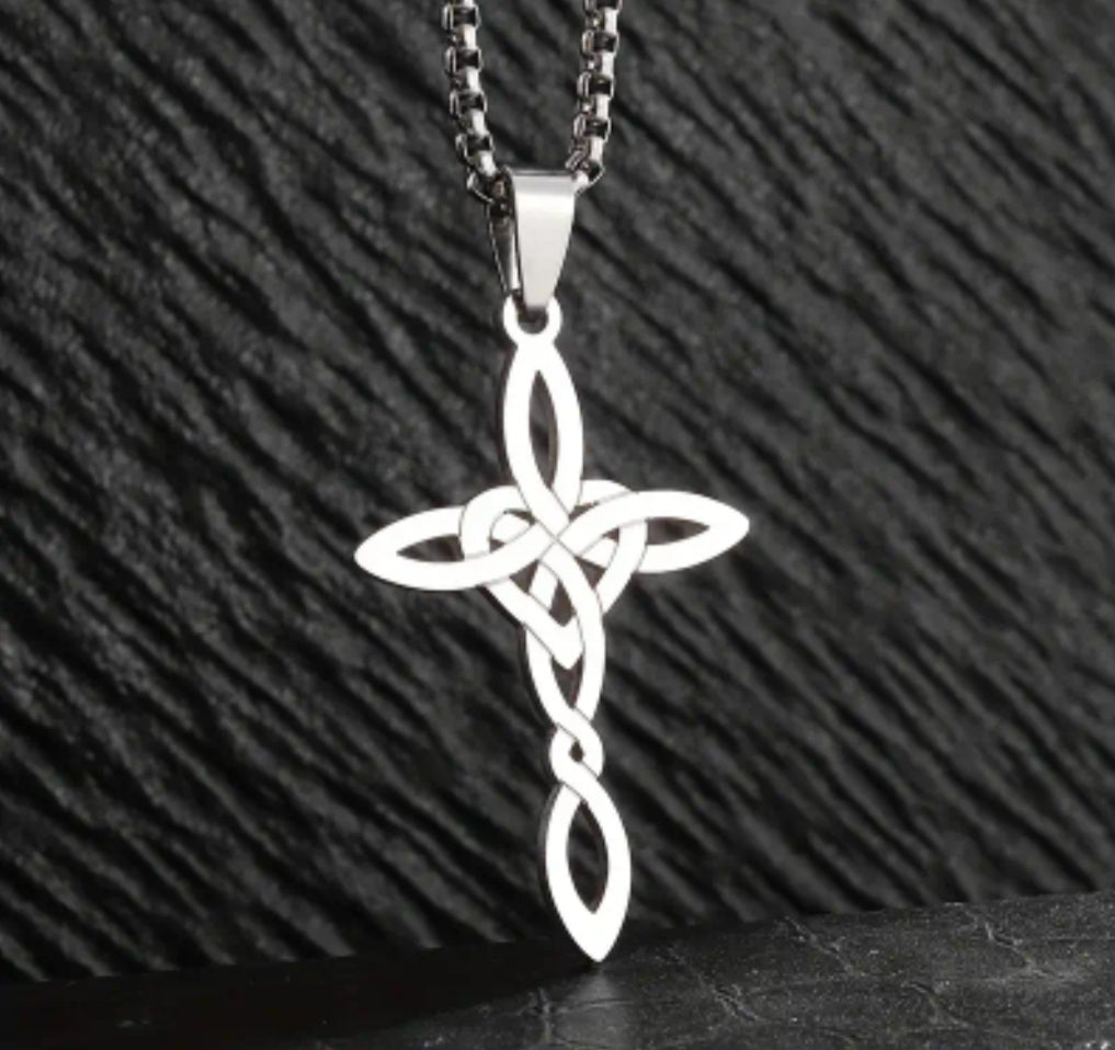 Collier croix argenté