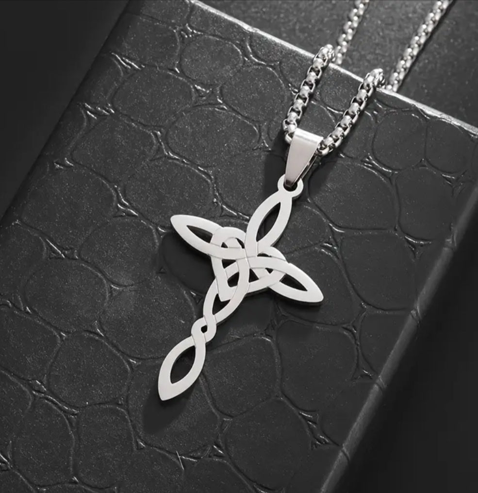 Collier croix argenté