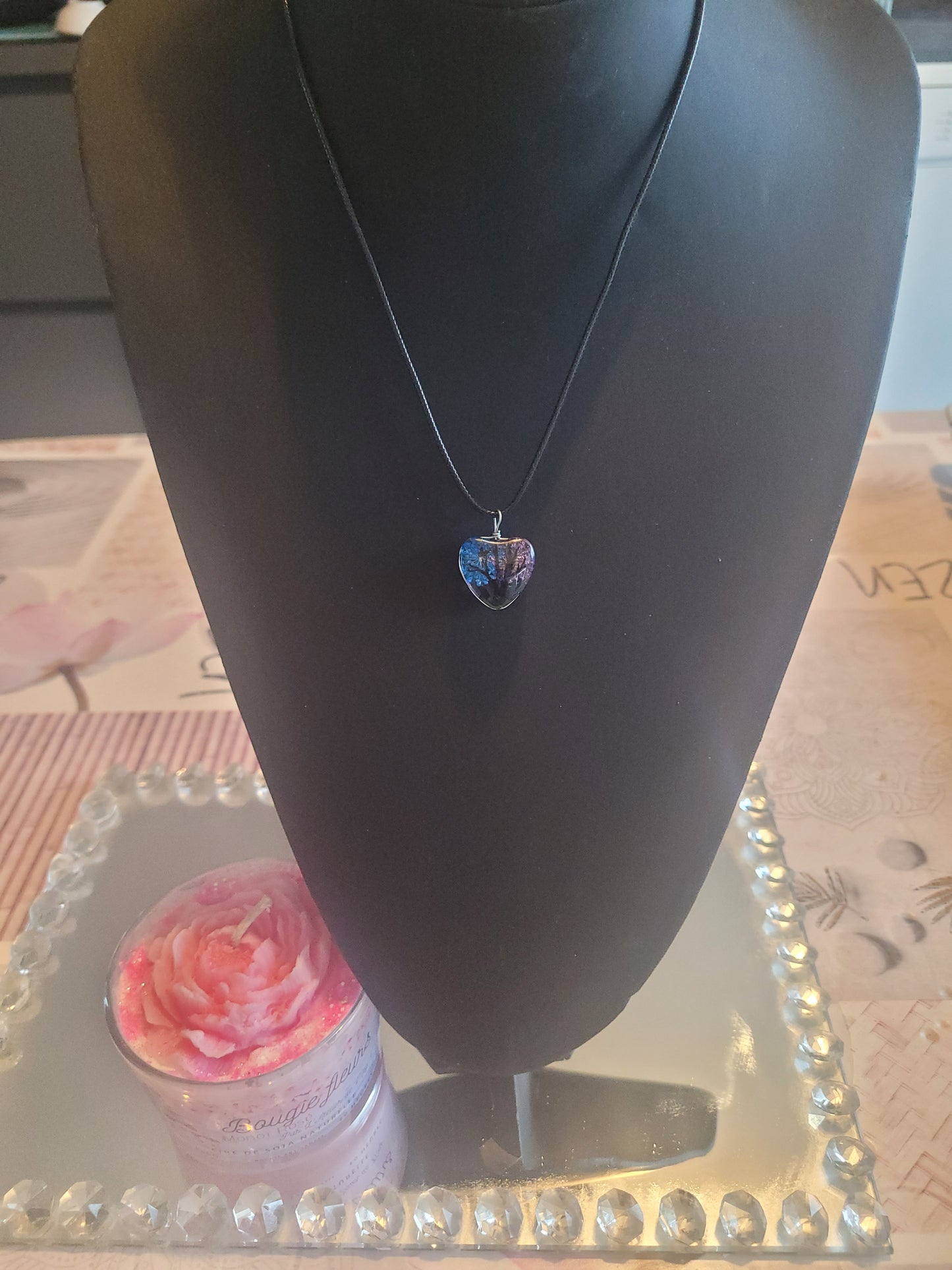 Collier coeur verre fleur bleu/violet