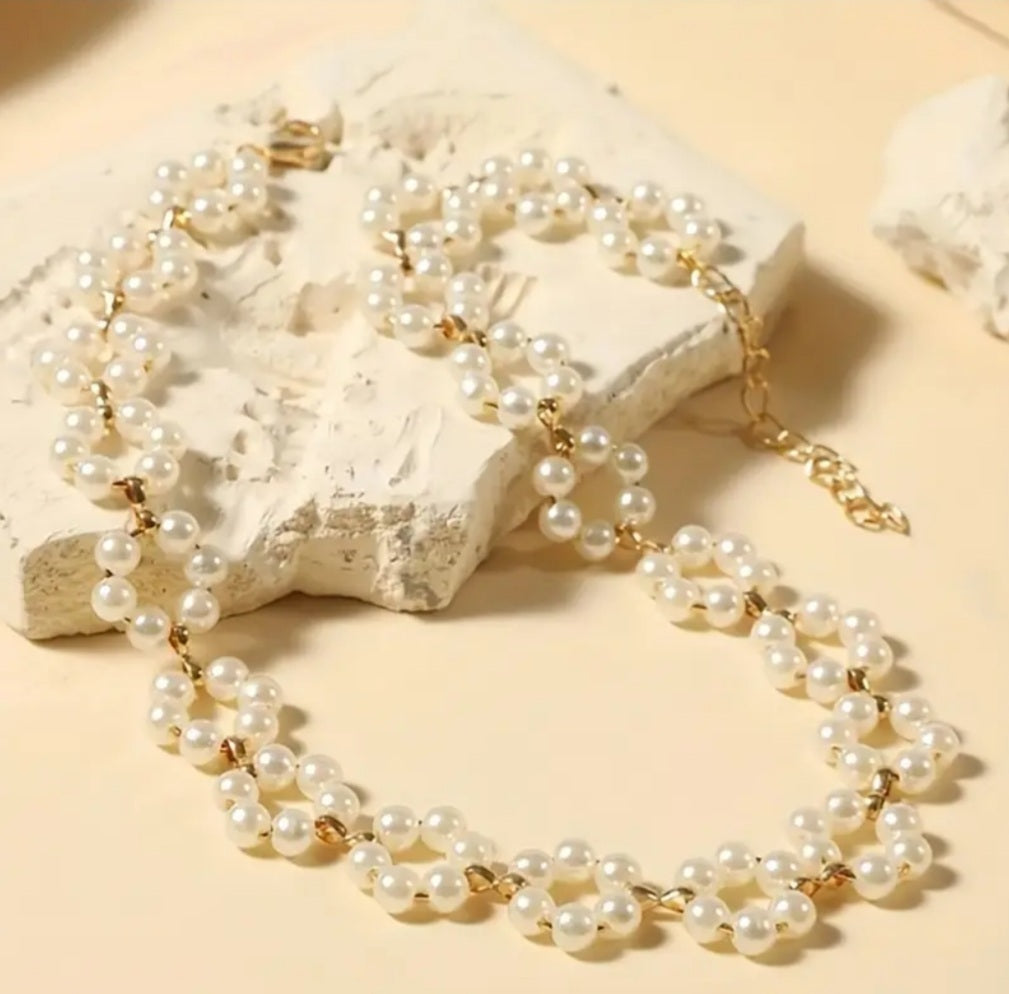 Collier Caroline fleur perlé