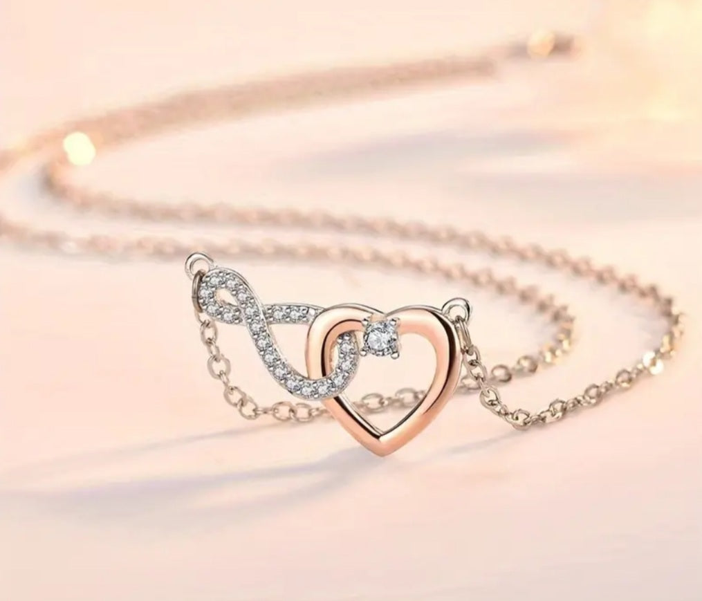 Collier coeur infini