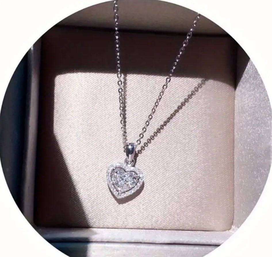 Collier Amélia coeur blanc