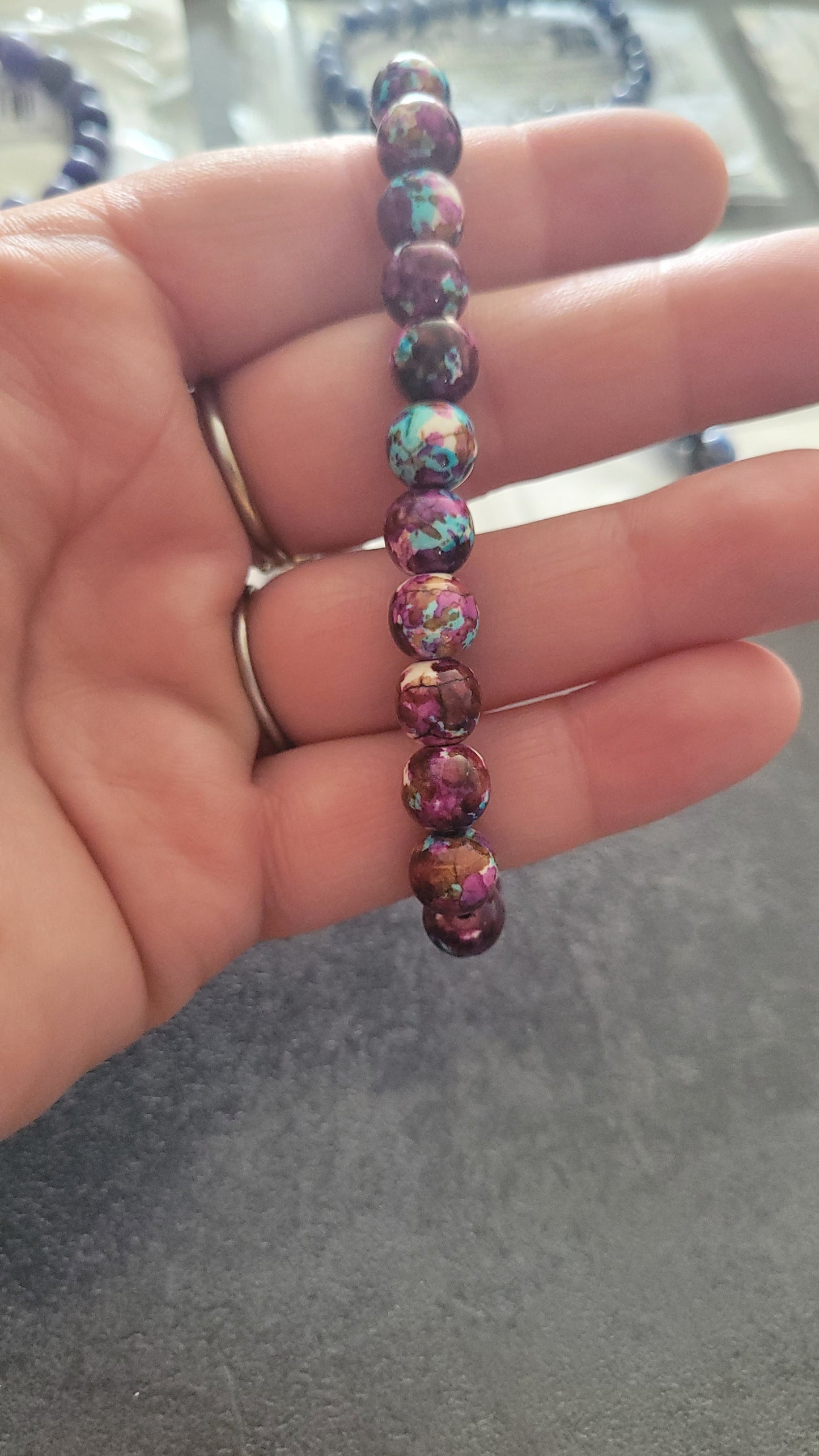 bracelet pierre de guérison bleu/rose