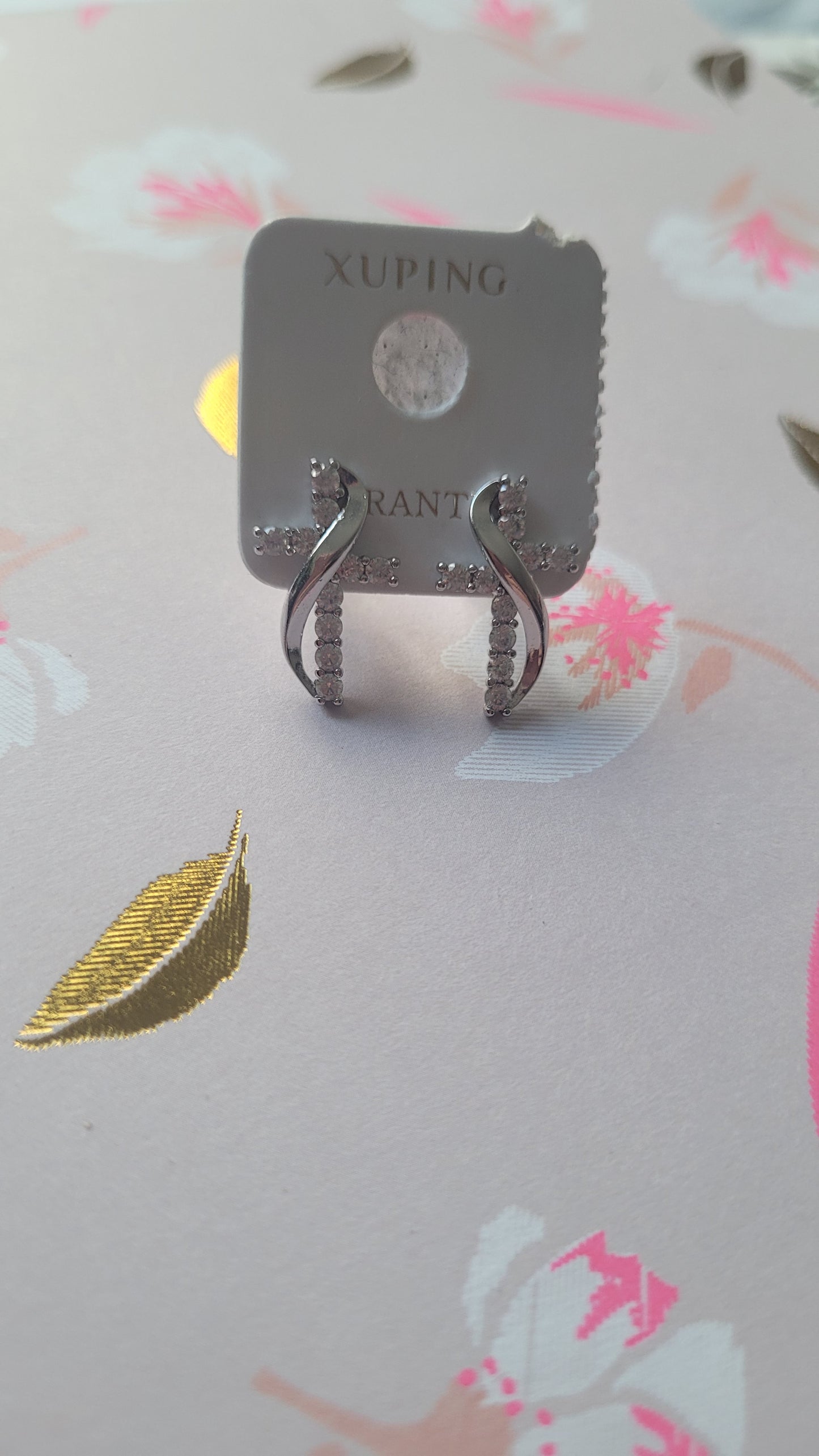 boucles croix strass