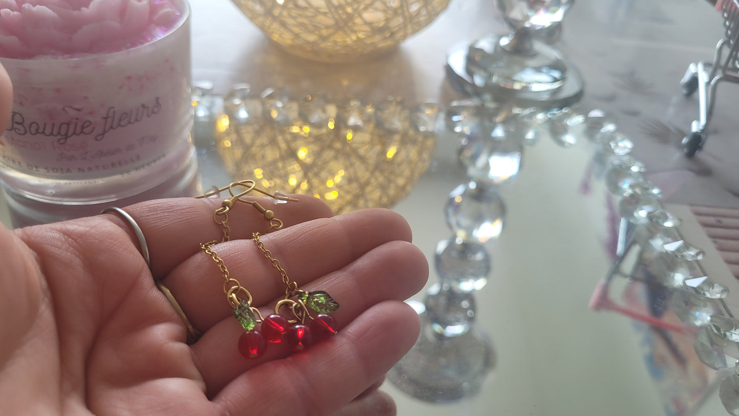 boucles pendante cerise