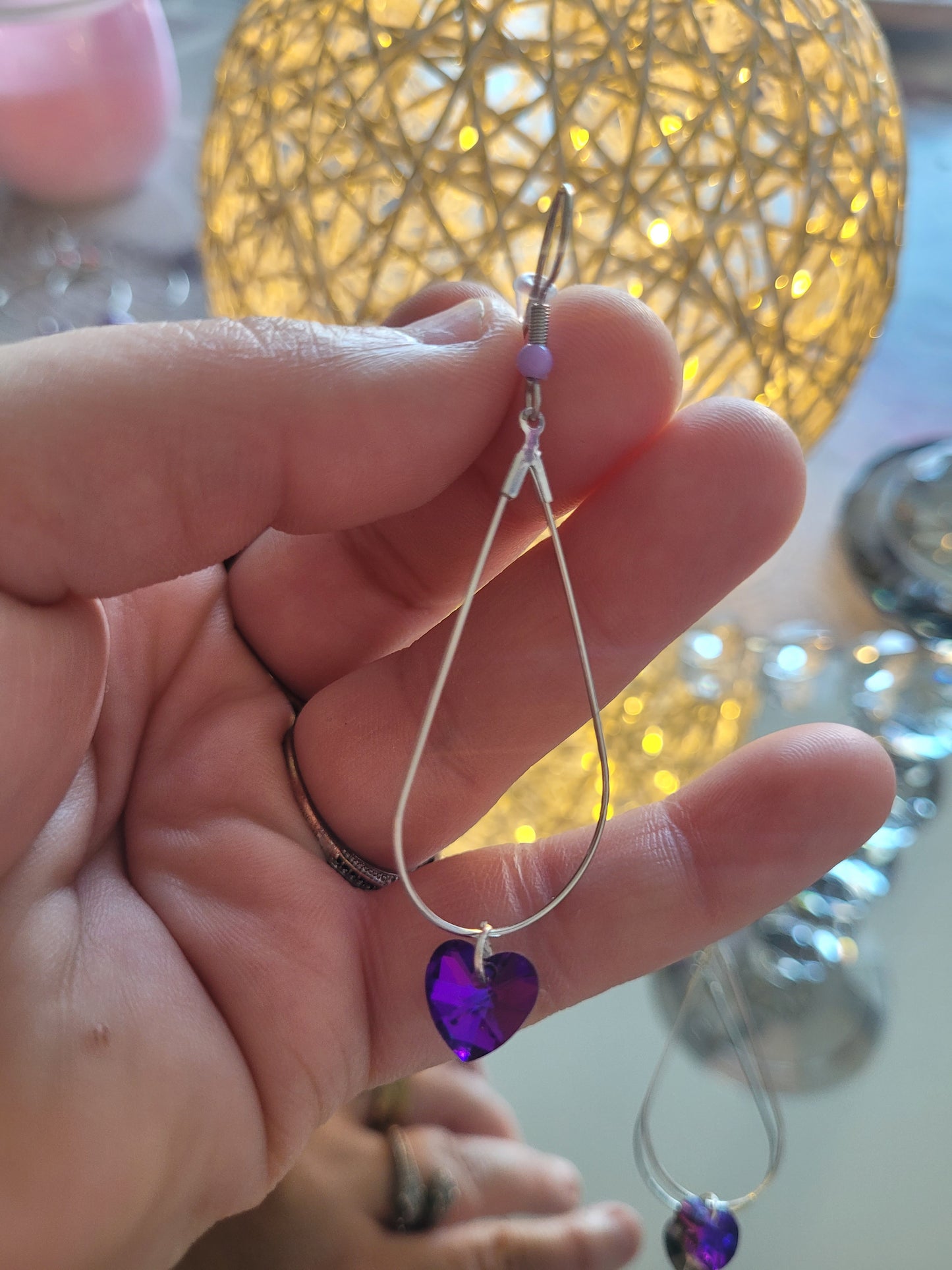 boucles créole coeur violet